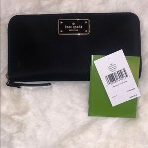 Kate Spade Neda Black Avenue Wallet